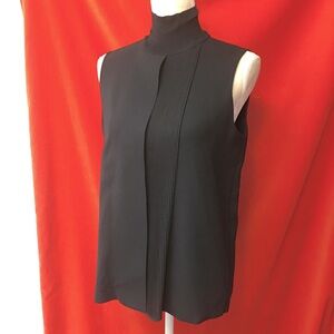 Vince funnel neck sleeveless crepe top black pleated size s